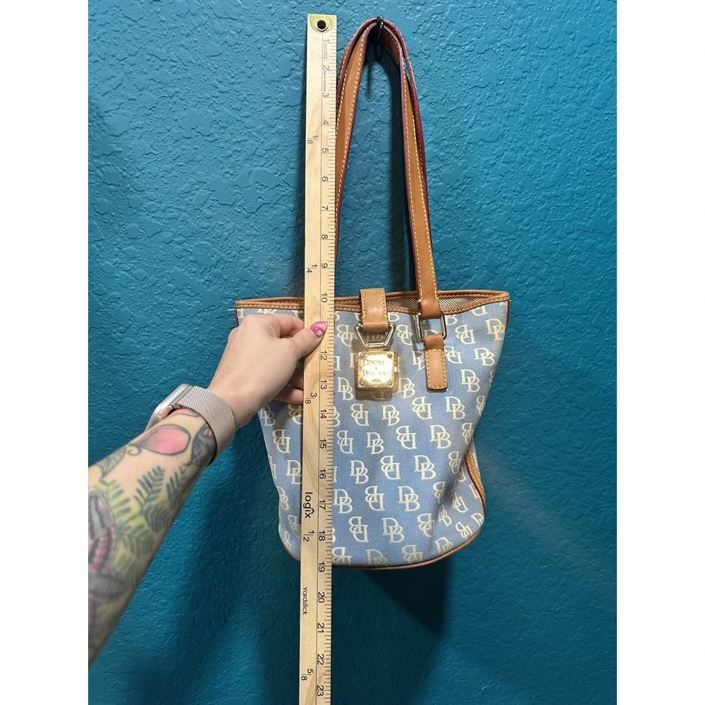 Vintage 1975‎ Dooney & Bourke Blue and Tan Canvas and Leather Handbag RARE